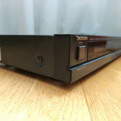 Vintage Technics ST-G45A tuner image 9