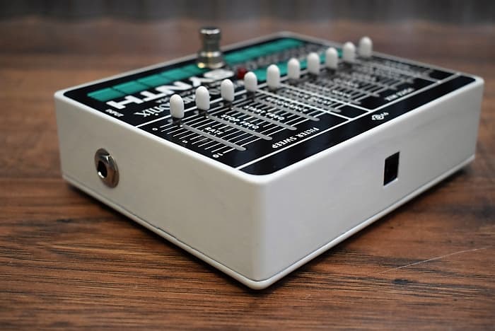 Electro-Harmonix Bass Micro Synth