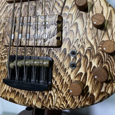 Short Scale bass Form Factor Audio Wombat Pyrographic 5-String Bass image 4