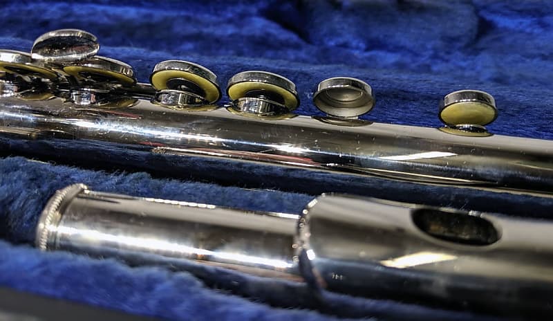 Lazarro flute on sale