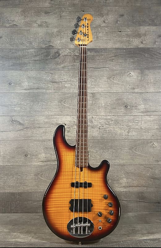 Lakland USA 44-94 初期仕様 Lakland USA 44-94 Model 1994 - Sunburst.Serial #001