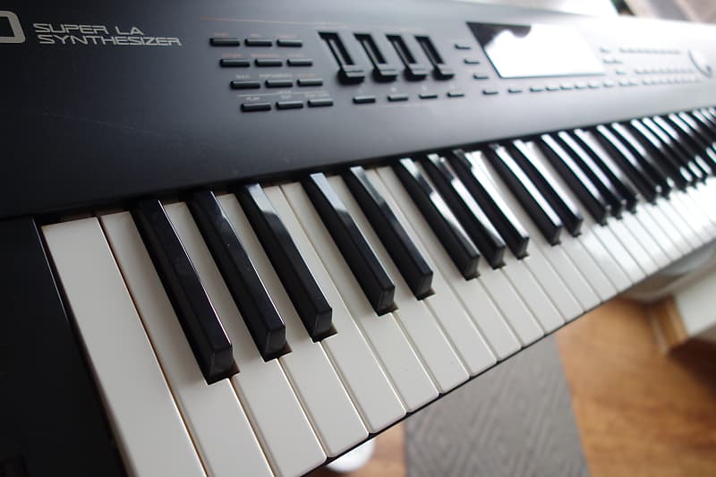 Roland D-70 76-Key Super LA Synthesizer (Japan/1994) | Reverb