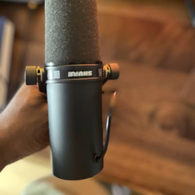 Shure SM7B Cardioid Dynamic Microphone 2001 - Present - Black