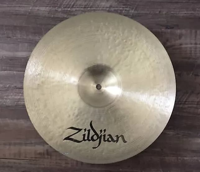 Zildjian 18" K Series Pre-Aged Dry Light Ride Cymbal image 2