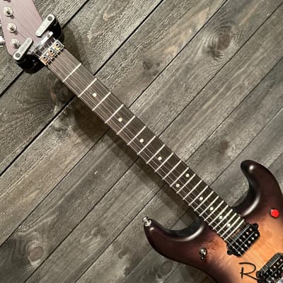 EVH 5150 Deluxe Poplar Burl Electric Guitar w/ Gig bag image 10