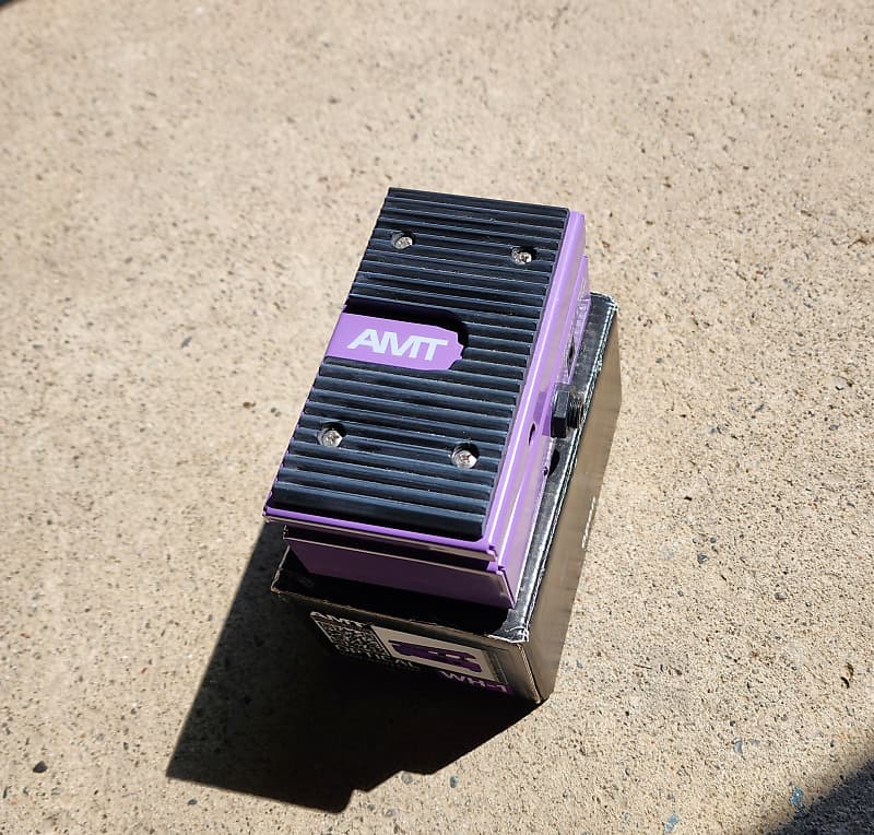 AMT Electronics WH-1 Japanese Girl Optical Wah Pedal