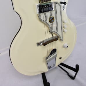 National Val Pro  84 vintage Resoglas electric guitar 1961/62 white image 7