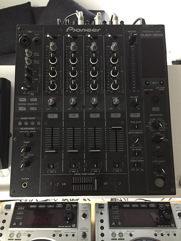 Pioneer DJM800 DJ Mixer