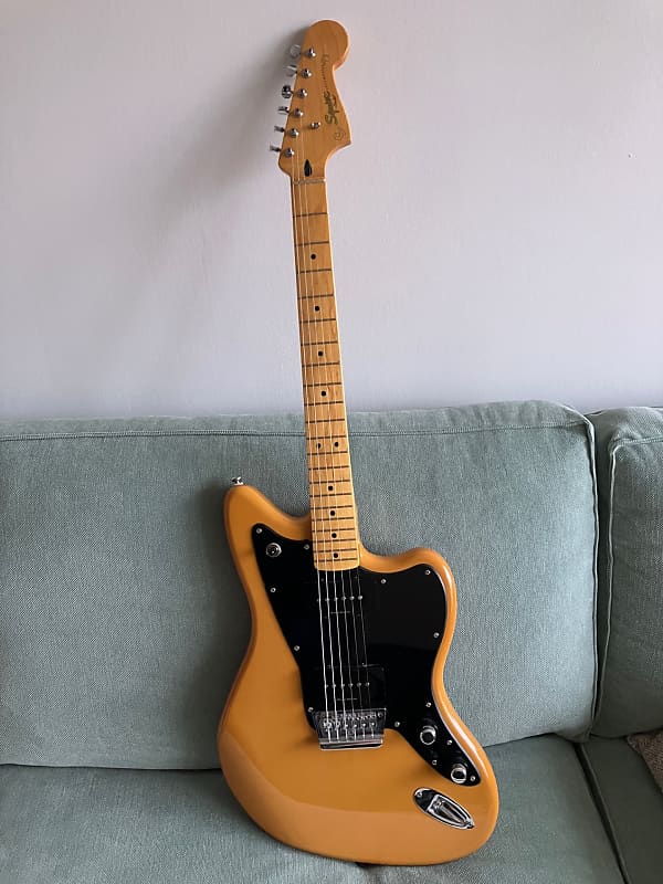 Squier vintage modified on sale jazzmaster butterscotch