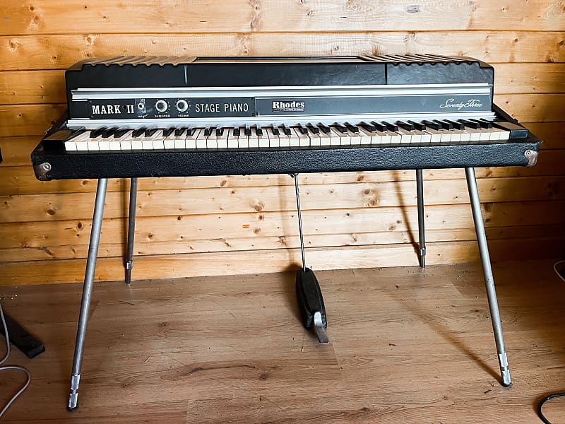 Rhodes Mark II Stage 73-Key Electric Piano (1980 - 1983) | Reverb Canada