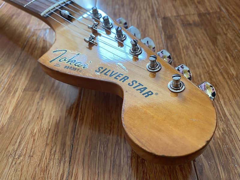 TOKAI SS-40シルバースター 79年製 TOKAI SS-40 79年製ストラトキャスター、ハードケース付属