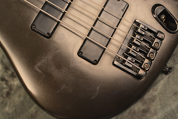 Ibanez EDB 600 Ergodyne Lucite 4 string Bass Graphite Grey w