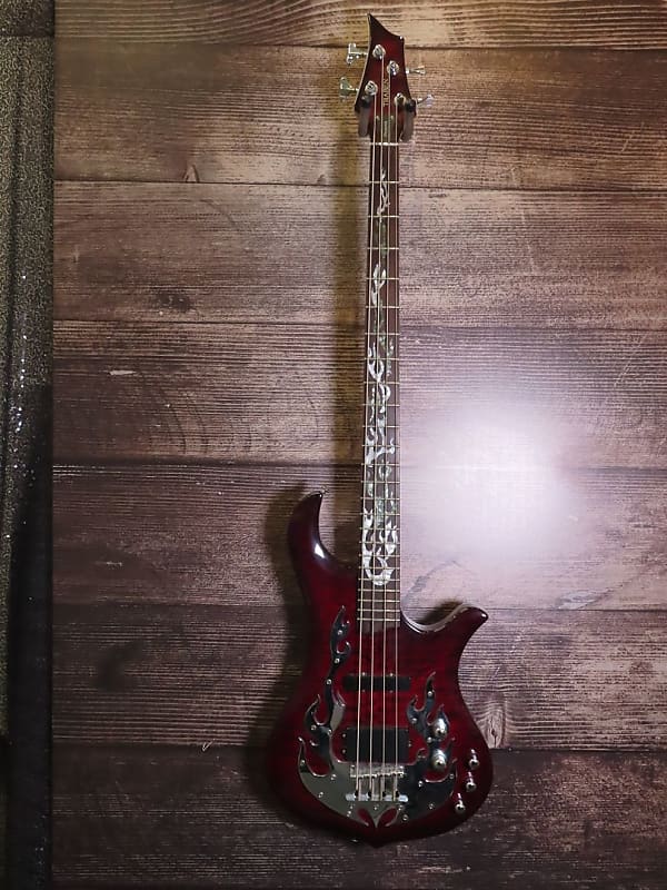 Traben Phoenix Bass | zZounds - ベース