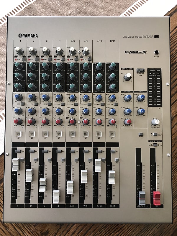 Yamaha MW12 USBミキサー ヤマハ | MW12 - AUDIOインターフェース／MIDIインターフェース