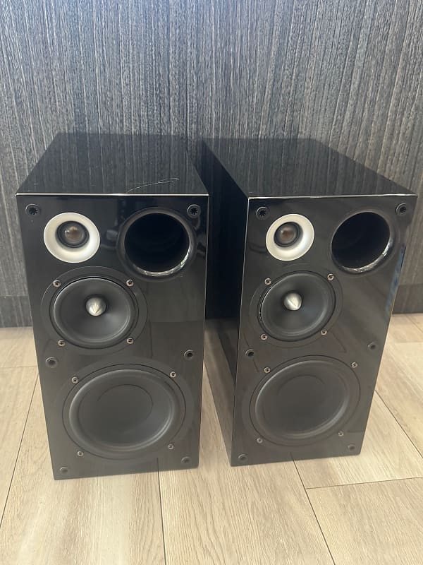 Pinnacle BD650 Black Gloss Bookshelf Speakers  			
