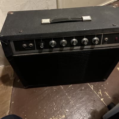 Gibson G 10 solid state amplifier combo - Black image 5