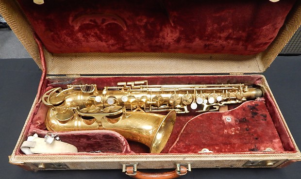 King zephyr sales alto saxophone