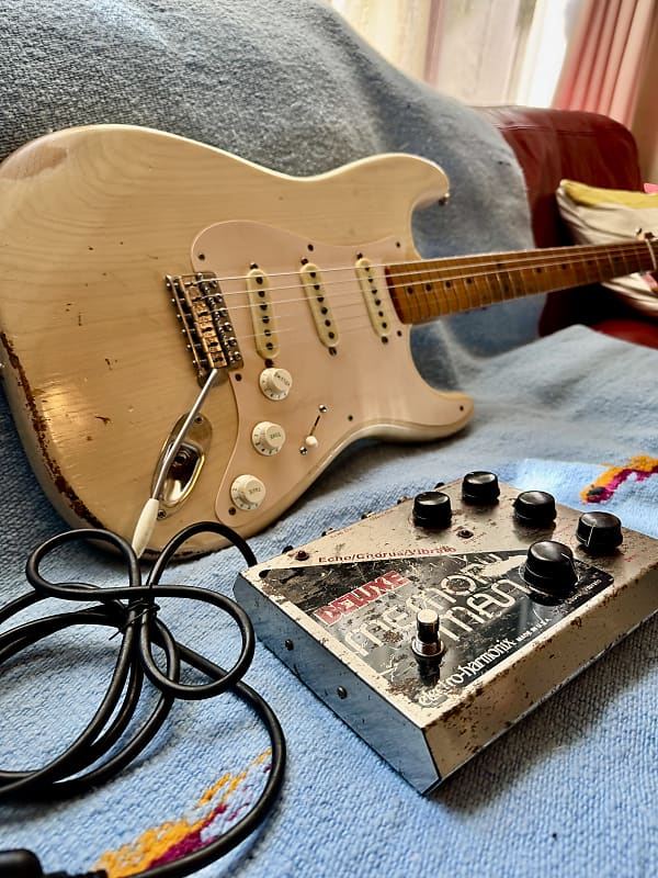 Electro-Harmonix Deluxe Memory Man Reissue