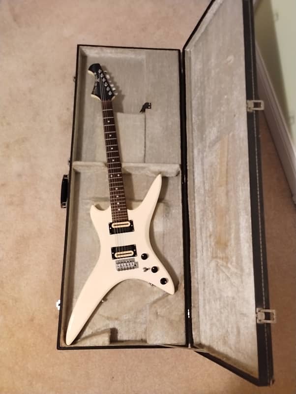 B.C Rich 日本製 white B.C. Rich NJ Series Stealth 1984 - White | Reverb
