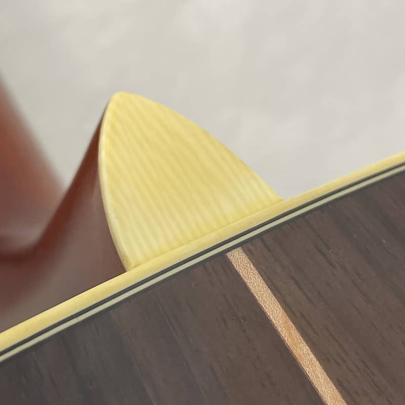 K Yairi DYM95V Masterworks (2008) 59353 , 12 fret K Yairi DYM95V Masterworks (2008) 59353 , 12 fret