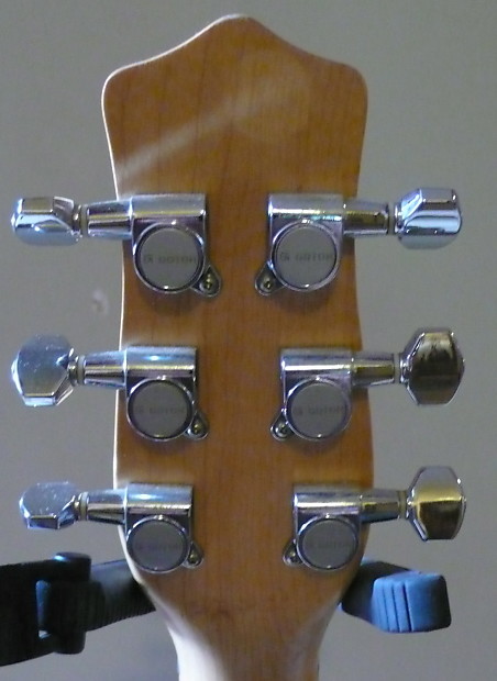 Danelectro 56-U3 Three Pickup Single Cutaway Electric Guitar