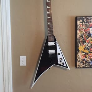 Jackson js32 rhoads black online with white bevels