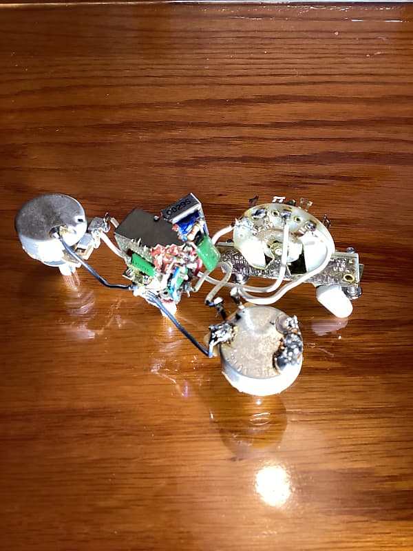 Blueskaster By Torres Push/Pull Harness Treble Bleed 2010 Reverb