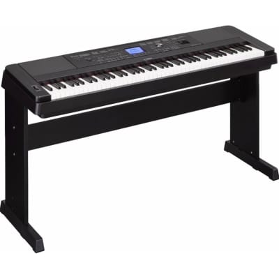 Yamaha DGX-660 Arranger Piano with Stand 2016 - Present - Black