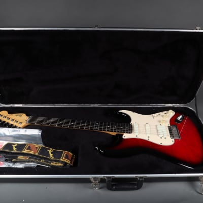 1990 Fender Strat Ultra Stratocaster W/ Original Hardshell Case image 3