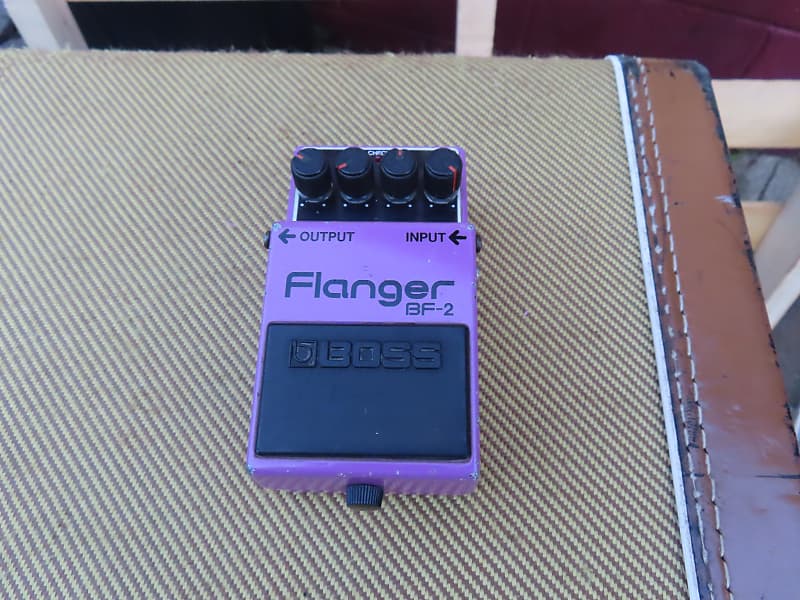Boss BF-2