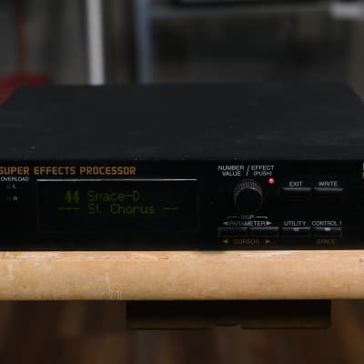 Boss SE-70 Super Effects Processor | Reverb