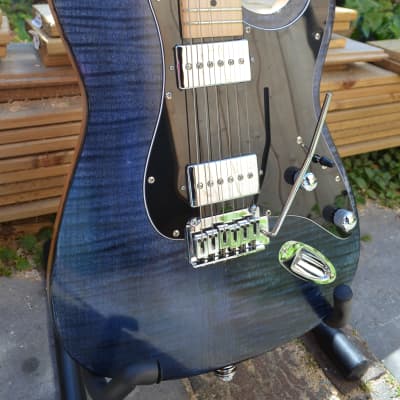 r3ject Guitars 'Deep Blue' ST Special 2023 - Midnight blue/Natural for sale