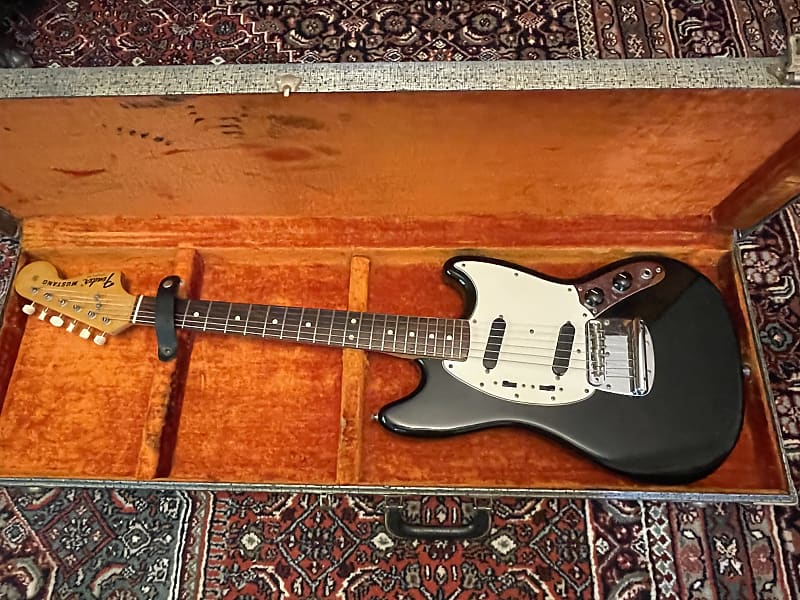 Fender Mustang 1974 - Black image 1