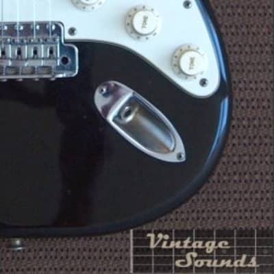 Fresher Straighter FS-380 Stratocaster early 80's Black image 10