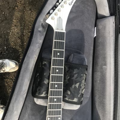 Tommy Thayer Explorer 2018 -2019 White Pearl image 8