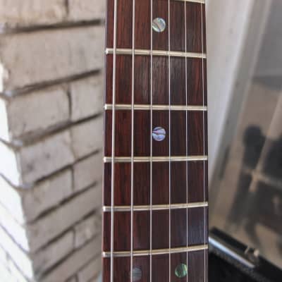 Fender Deluxe American Stratocaster 2005 - 3 Tone Sunburst image 3