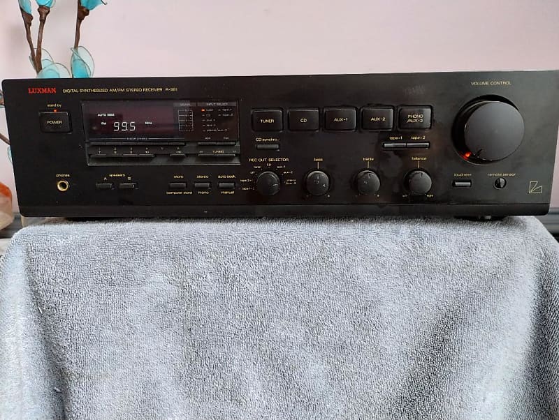 Luxman R351 receiver in excellent condition - 1990&#039;s  			