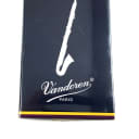 Vandoren Clarinet Reeds 2.5 Eb Alto 10-Pack