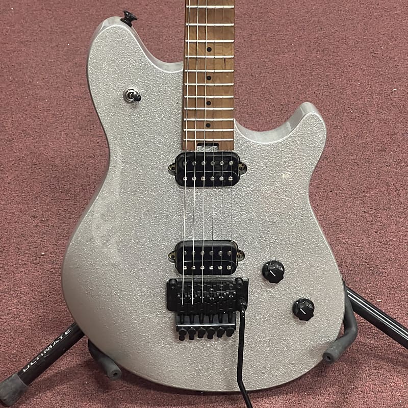 EVH Wolfgang WG Standard with Baked Maple Neck 2021 Present