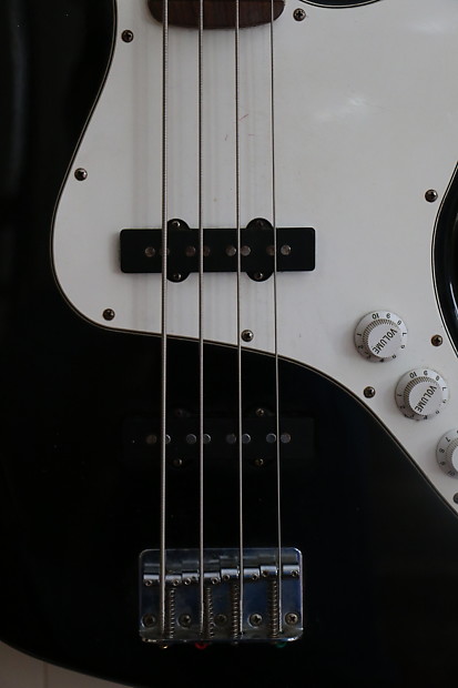 Squier By Fender Jazz Bass J-Bass Made In Mexico MIM Relic Squier By Fender Jazz Bass J-Bass Made In Mexico MIM Relic