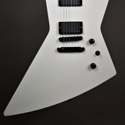 Manuel Ali Guitars X6 Custom Explorer 2019 white Metallic image 2