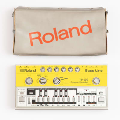 PRO SERVICED - Roland TB-303 Bassline Synthesizer Module w/ Original Soft Case