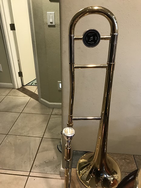 Suzuki trombone shop