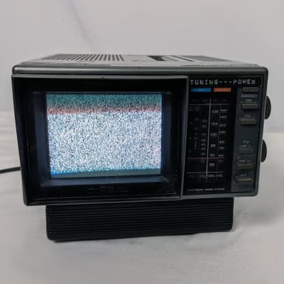 Sears 5 Inch Portable Color TV VHF UHF, AM/FM Radio SR3000 Model 580 - WORKING image 3