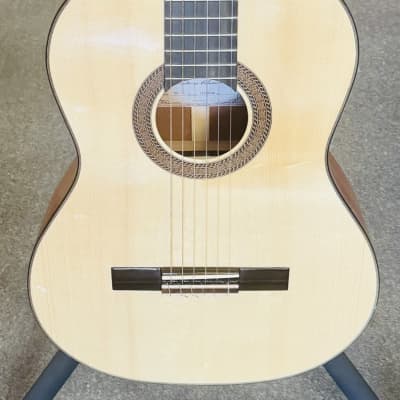 J Navarro NC-40 Classical Nylon Guitar for sale