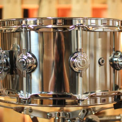DW 6.5x14 Collector's 1mm Stainless Steel Snare Drum - DRVL6514SPC image 2