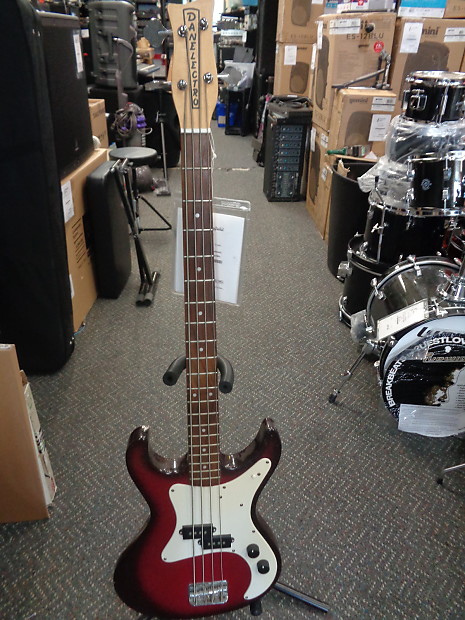 Danelectro rumor bass sales
