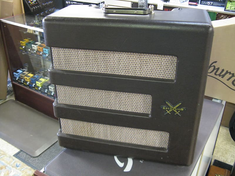 Fender Excelsior Pawn Shop Series 13Watt 1x15" Tube Guitar Reverb