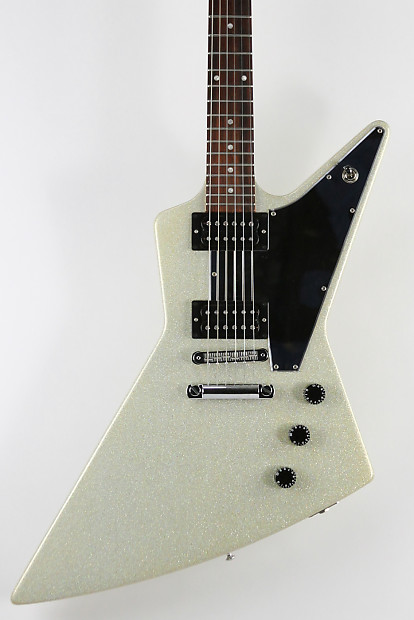 Gibson Explorer White 2001 – Chicago Music Exchange