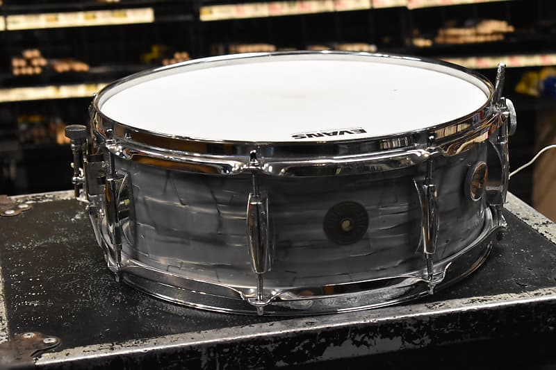 Vintage Gretsch No. 4157 Name Band 5.5x14 Snare Drum in Midnight Blue Pearl